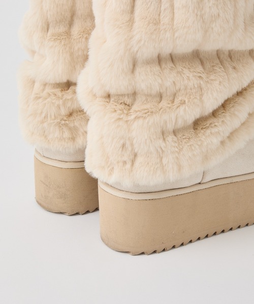 one after another NICE CLAUP（ワンアフターアナザーナイスクラップ）の「【新色追加】2wayフェイクムートンロングブーツ（ブーツ・レディース・オフホワイト/ライトベージュ/モカ・S/L/M）」の17枚目の写真