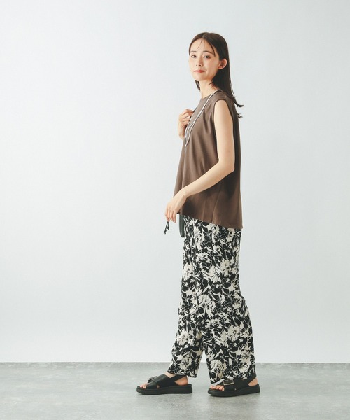 GLOBAL WORK（グローバルワーク）の「リッチクリーンプリントTノースリーブ/572377（Tシャツ/カットソー・レディース・ローズ/チャコールグレー/オフホワイト/ブラウン・LARGE/MEDIUM）」の13枚目の写真
