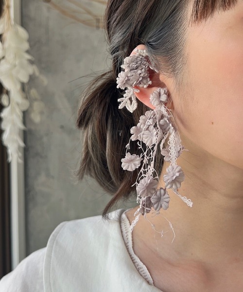 m.soeur(エムスール)の「小さなお花のアシンメトリーイヤリング(イヤリング・レディース・ラベンダー/ブラック/ホワイト・FREE)」の17枚目の写真