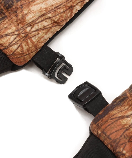 THE NORTH FACE(ザノースフェイス)の「THE NORTH FACE Nuptse Etip Glove / ザ・ノース・フェイス ヌプシ イーチップ グローブ(手袋・メンズ・ブラック/カーキ/カモフラージュ・L/M)」の11枚目の写真