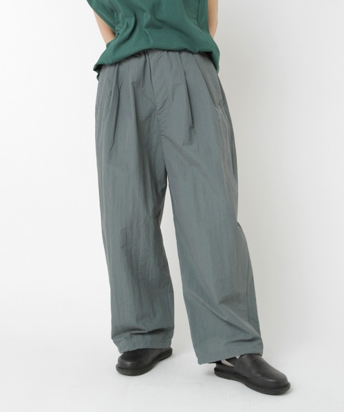 RNA-N(アールエヌエーエヌ)の「R4360 コットンナイロン2タックパンツ(その他パンツ・レディース・ブラック/ブルー/グリーン・FREE)」の1枚目の写真