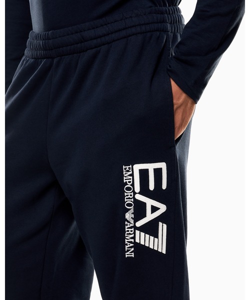 EMPORIO ARMANI EA7（エンポリオアルマーニイーエーセブン）の「【エンポリオ アルマーニ EA7】Visibility ジョガーパンツ コットン混紡（チノパンツ・メンズ・ネイビー/ブラック×ホワイト/オフホワイト・SMALL/MEDIUM/LARGE/X-LARGE/X-SMALL）」の6枚目の写真