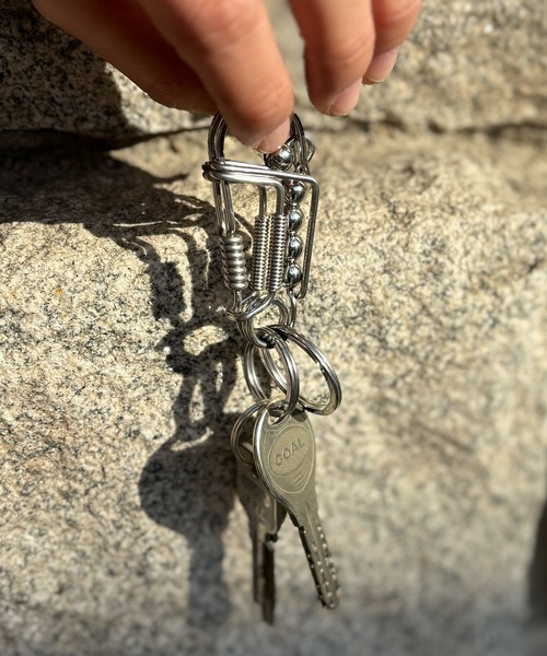 ワイヤーワーク ボールデザイン キーホルダー/カラビナ（キーケース