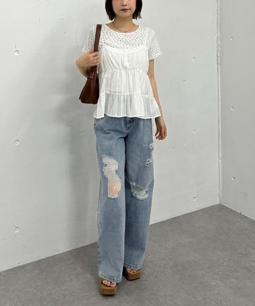 archives（アルシーヴ）の「花柄針抜きカットＴＯＰＳ×からみ刺繍フレアキャミＳＥＴ（アンサンブル・レディース・ネイビー/オフホワイト/グレー・MEDIUM）」の14枚目の写真