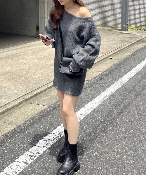 nelliy.（ネルリー）の「シャギーオフショルミニ丈ニットワンピース（ワンピース・レディース・グレー/ブラック・MEDIUM/LARGE）」の7枚目の写真