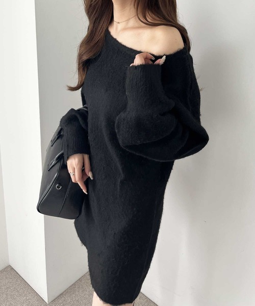 nelliy.（ネルリー）の「シャギーオフショルミニ丈ニットワンピース（ワンピース・レディース・グレー/ブラック・MEDIUM/LARGE）」の5枚目の写真
