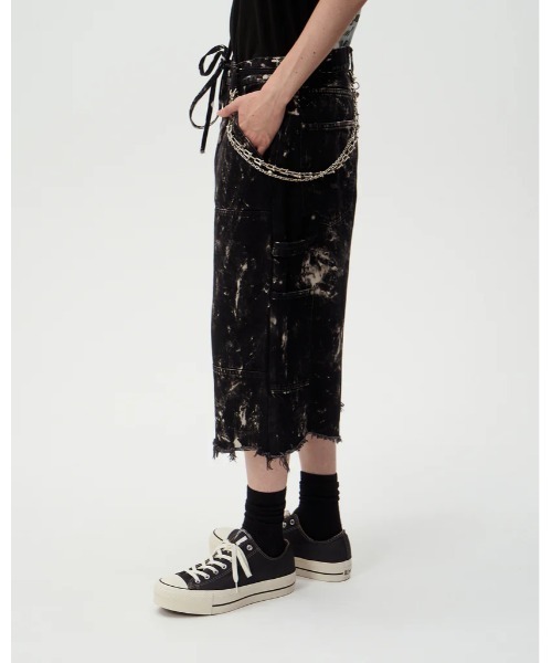 DISCOVERED(ディスカバード)の「DISCOVERED BLEACH HAKAMA SHORTS(デニムパンツ・メンズ・ホワイト/ブラック・1/3)」の11枚目の写真