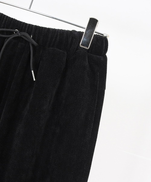 CAMBIO(カンビオ)の「mp13959- Brushed Jacquard Balloon Pants バルーンパンツ(CAM25AW-007)(その他パンツ・メンズ・グレイッシュベージュ/ブラック/チャコール・L/M/S)」の8枚目の写真