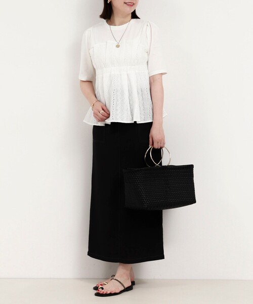 MICO COULIER（ミコクリエ）の「エンブロイダリークロスブラウス（Tシャツ/カットソー・レディース・チャコールグレー/オフホワイト・38）」の3枚目の写真