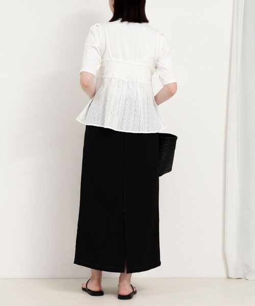 MICO COULIER（ミコクリエ）の「エンブロイダリークロスブラウス（Tシャツ/カットソー・レディース・チャコールグレー/オフホワイト・38）」の7枚目の写真