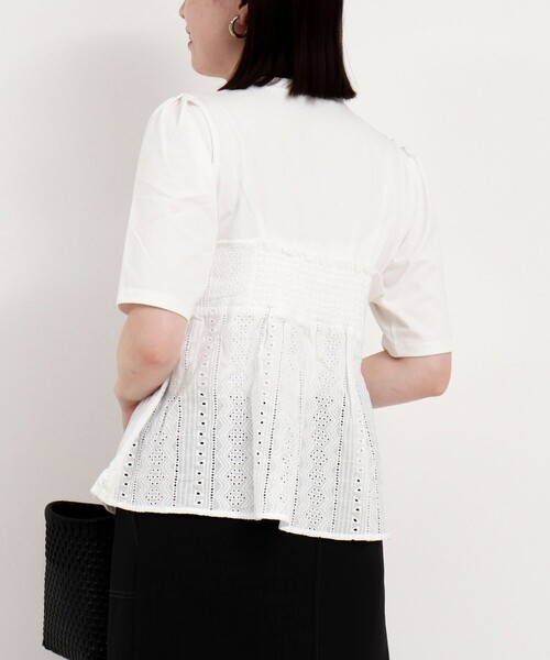 MICO COULIER（ミコクリエ）の「エンブロイダリークロスブラウス（Tシャツ/カットソー・レディース・チャコールグレー/オフホワイト・38）」の8枚目の写真