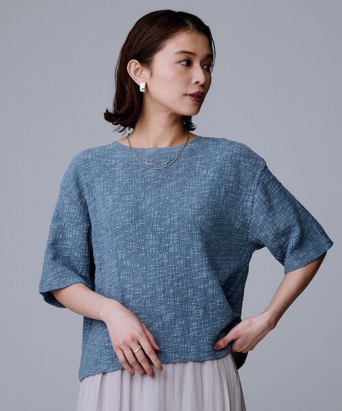 UNTITLED（アンタイトル）の「【五分袖/ジャージトップス】スラブカールマイヤープルオーバー（Tシャツ/カットソー・レディース・オフホワイト/ブラック/ブルー・00/50/48/44/04/02）」の3枚目の写真