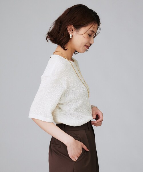 UNTITLED（アンタイトル）の「【五分袖/ジャージトップス】スラブカールマイヤープルオーバー（Tシャツ/カットソー・レディース・オフホワイト/ブラック/ブルー・00/50/48/44/04/02）」の6枚目の写真