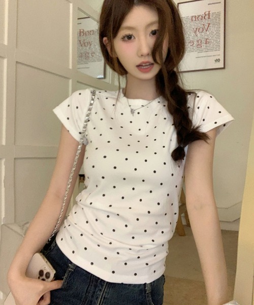 Doula Doula（ドゥーラドゥーラ）の「クルーネックドットTシャツ（Tシャツ/カットソー・レディース・ブラック/ホワイト/グレー・L/M/S）」の2枚目の写真