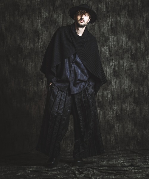 NO ID.(ノーアイディ)の「【NO ID.】Hakama Pleats Trousers / ハカマ プリーツ トラウザーズ(その他パンツ・メンズ・その他23/ブラック・2/1)」の16枚目の写真