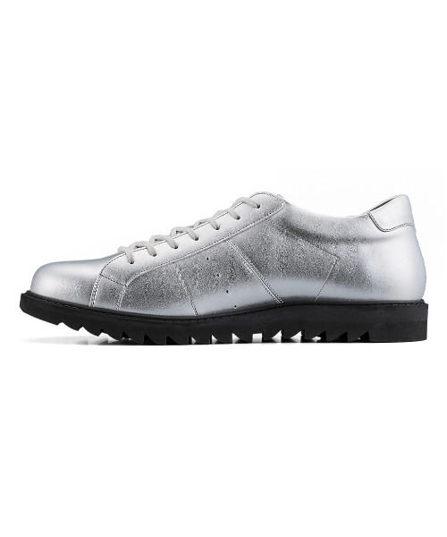 THE ONITSUKA(ジオニツカ)の「【THE ONITSUKA】COURT-T / コート ティ(ドレスシューズ・レディース・シルバー系その他・23/23.5/24/24.5/25/26/26.5/27/27.5/28/25.5)」の7枚目の写真