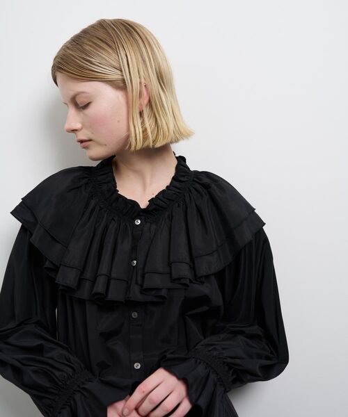 ■未使用品LANVIN en Bleuアシンメトリーフリルブラウス袖ライン入り黒 セール】トリアセローンボリュームカラーブラウス（シャツ/ブラウス