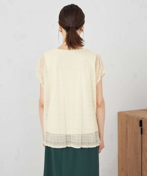 a.v.v(アーヴェヴェ)の「マジョリカプリーツトップス(Tシャツ/カットソー・レディース・アイボリー/ブラウン・36/38/40)」の17枚目の写真