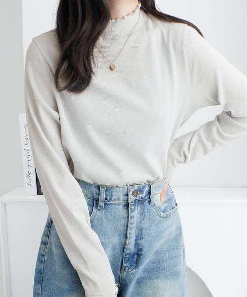 Viola e Viola(ヴィオラエヴィオラ)の「ラメ入りテレコリブプチハイメローカットソー(Tシャツ/カットソー・レディース・シルバーグレー/ブラック/ベージュ・L/M/LL)」の3枚目の写真