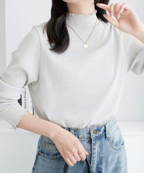 Viola e Viola(ヴィオラエヴィオラ)の「ラメ入りテレコリブプチハイメローカットソー(Tシャツ/カットソー・レディース・シルバーグレー/ブラック/ベージュ・L/M/LL)」の4枚目の写真