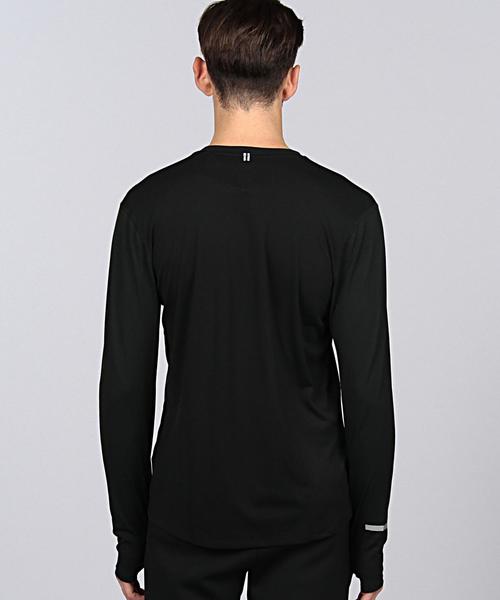 NIKE（ナイキ）の「NIKE（ナイキ）DRI-FIT コントアー L/S トップ（Tシャツ/カットソー・メンズ・ブラック・MEDIUM/LARGE/X-LARGE/SMALL）」の2枚目の写真