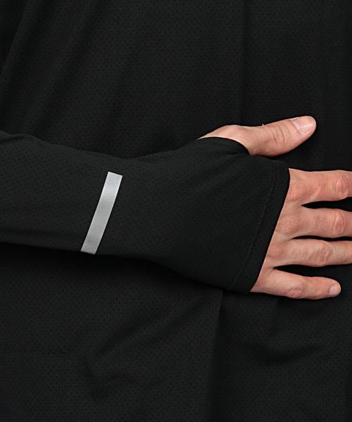 NIKE（ナイキ）の「NIKE（ナイキ）DRI-FIT コントアー L/S トップ（Tシャツ/カットソー・メンズ・ブラック・MEDIUM/LARGE/X-LARGE/SMALL）」の7枚目の写真