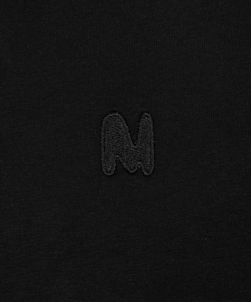 MSGM(エムエスジーエム)の「【NEW】「TheMwave」モノグラムパッチ Tシャツ(Men's)(Tシャツ/カットソー・メンズ・ホワイト/ブラック/ダークブルー・M/L/XL/S)」の9枚目の写真