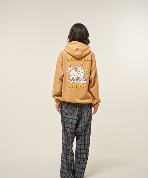 EFFECTEN(エフェクテン)の「【EFFECTEN】 Suka pullover hoodie(パーカー・メンズ・キャメル/ブラック・MEDIUM/LARGE/X-LARGE)」の3枚目の写真