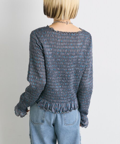 w closet(ダブルクローゼット)の「【25AW】柄シャーリングプルオーバー(Tシャツ/カットソー・レディース・チャコールグレー/ブラウン/グリーン/アイボリー・FREE)」の17枚目の写真