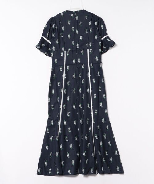 FLANEEK.(フラニーク)の「花柄プリントワンピース(ワンピース・レディース・ホワイト/ネイビー・S/M)」の4枚目の写真