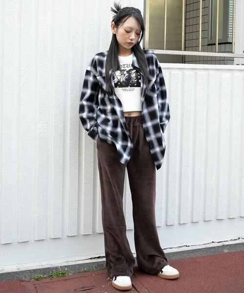 WEGO（ウィゴー）の「WEGO/ベロアフレアパンツ（その他パンツ・レディース・ブラック/ブラウン・FREE）」の7枚目の写真