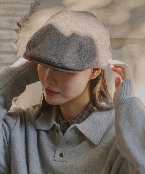 WHIMSIC(ウィムジック)の「【UNISEX】ヘリンボーンハンチングキャップ(ハット・レディース・チャコールグレー/グレー/ブラウン・FREE)」の1枚目の写真