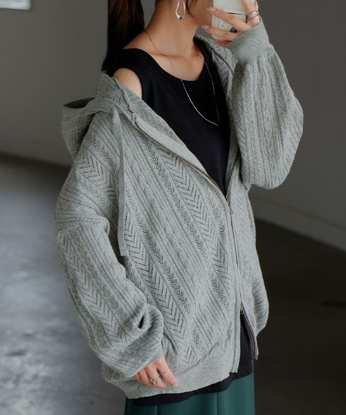 HUG.U（ハグユー）の「綿100% 素肌感覚パーカー（パーカー・レディース・スモークピンク/ブラック/ホワイト/ライトグレー・FREE）」の11枚目の写真