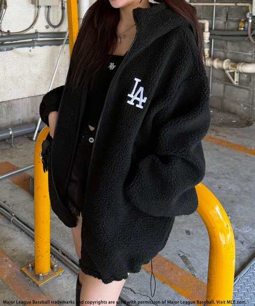 BACK TO THE FIELD（バック トゥー ザ フィールド）の「【MLB】ZIPフーディーボアブルゾン（ブルゾン・レディース・ブラック/オフホワイト/カモフラージュ・FREE）」の8枚目の写真