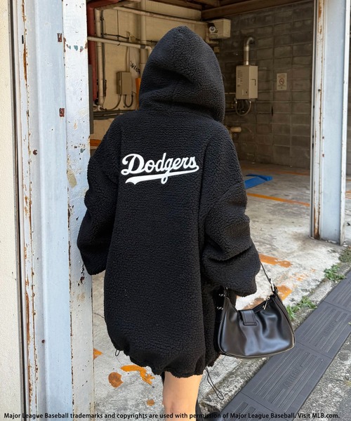 BACK TO THE FIELD（バック トゥー ザ フィールド）の「【MLB】ZIPフーディーボアブルゾン（ブルゾン・レディース・ブラック/オフホワイト/カモフラージュ・FREE）」の12枚目の写真