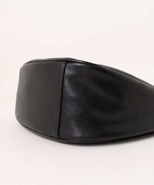 UNION STATION（ユニオンステーション）の「【fulcro】ショルダーバッグアーチS（ショルダーバッグ・メンズ・ブラック/ブラウン/アイボリー/グレイッシュベージュ/ネイビー・7）」の18枚目の写真