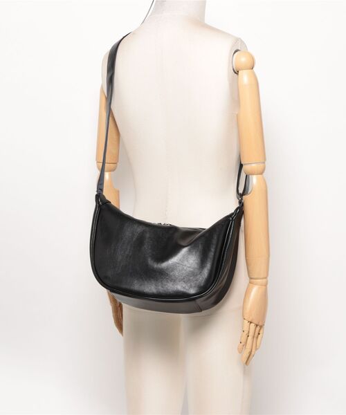 UNION STATION（ユニオンステーション）の「【fulcro】ショルダーバッグアーチS（ショルダーバッグ・メンズ・ブラック/ブラウン/アイボリー/グレイッシュベージュ/ネイビー・7）」の20枚目の写真