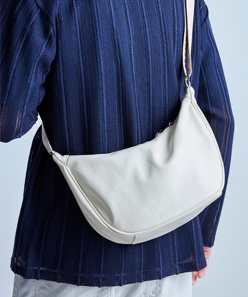 UNION STATION（ユニオンステーション）の「【fulcro】ショルダーバッグアーチS（ショルダーバッグ・メンズ・ブラック/ブラウン/アイボリー/グレイッシュベージュ/ネイビー・7）」の10枚目の写真