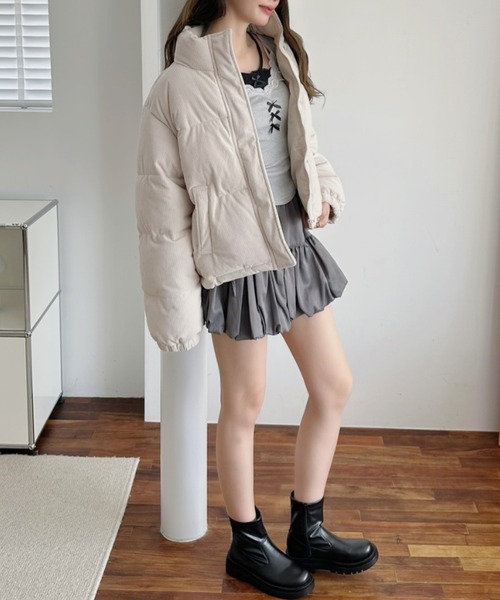 TREOVER（トレオーバー）の「季節感を纏うコーデュロイブルゾン（ブルゾン・レディース・チャコール/アイボリー/ブラウン・FREE）」の18枚目の写真