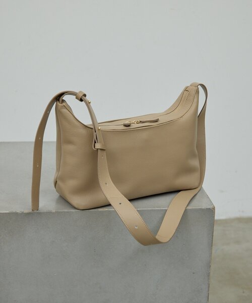 2.718】撥水レザークロスボディバッグ（トートバッグ