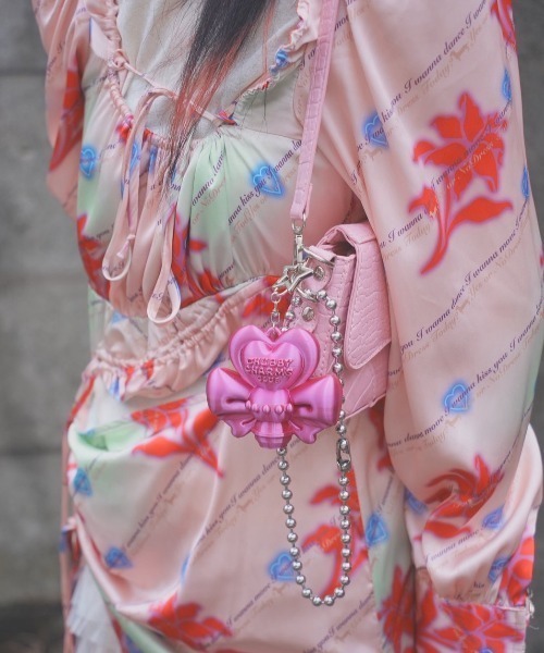 Magical Lip Wand Magenta Spell（チャーム）｜Y2K SYNAPSE FACTORY