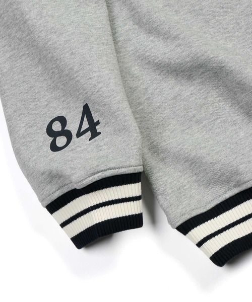 The DUFFER of ST.GEORGE（ザダファーオブセントジョージ）の「COLLEGE CREW NECK SWEAT：カレッジ クルーネック スウェット（スウェット・メンズ・ボルドー/グレー・MEDIUM/X-LARGE/LARGE）」の14枚目の写真