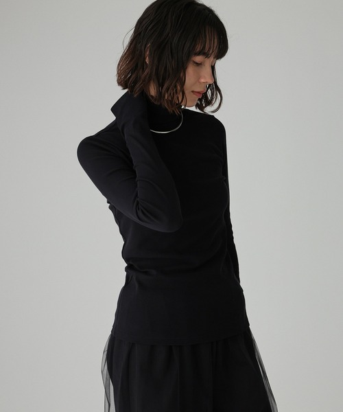 BABYLONE（バビロン）の「シアーフライスタートルネックプルオーバー（Tシャツ/カットソー・レディース・ホワイト/ブラック・フリー）」の6枚目の写真