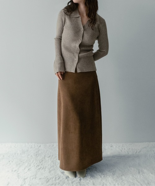 on:nue（オンニュ）の「【on:nue】[新色追加/ 着用動画あり！/選べる7色展開] キーネック フレアスリーブポロニット（ニット/セーター・レディース・グレー/アイボリー/ブラック/ブラウン/グリーン/ベージュ/イエロー・FREE）」の20枚目の写真