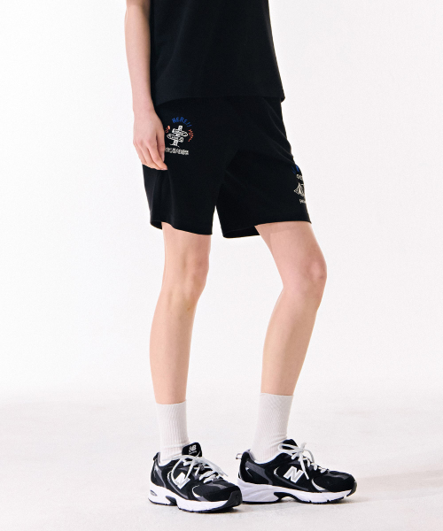 CHASECULT(チェイスカルト)の「共用キッチグラフィック5部パンツ-DCRU2513E03(その他パンツ・メンズ・ブラック・67/70/76/82/86)」の2枚目の写真