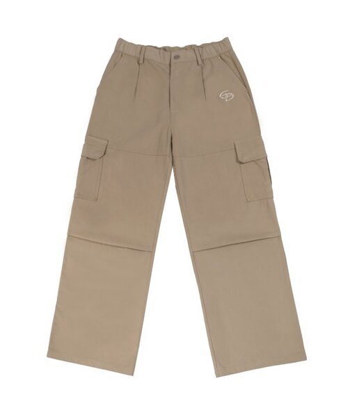 GUBIN(グビン)の「スエードカーゴパンツ - ベージュ(その他パンツ・レディース・その他・MEDIUM/LARGE)」の2枚目の写真