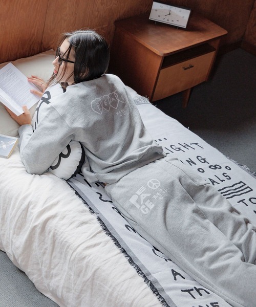 ALAND（エーランド）の「【UNISEX】 ALAND×INAPSQUARE／スウェットプルオーバー（ウラケ）（Tシャツ/カットソー・レディース・グレー/ブラック/ネイビー・LARGE/SMALL）」の11枚目の写真