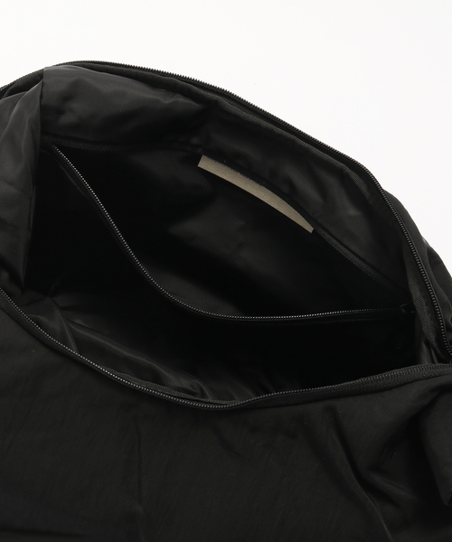 Cote&Ciel（コートエシエル）の「COTE＆CIEL Hyco S Smooth（ショルダーバッグ・メンズ・ブラック・FREE）」の6枚目の写真