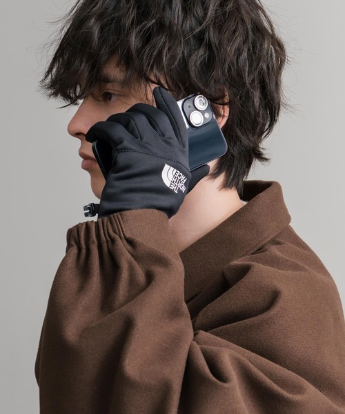THE NORTH FACE（ザノースフェイス）の「THE NORTH FACE ザ・ノースフェイス ETIP RCYCLD GLV/スマホ タッチパネル対応 グローブ 五本指 手袋（手袋・メンズ・ブラック×ホワイト/ブラック/グレー・M/L）」の10枚目の写真