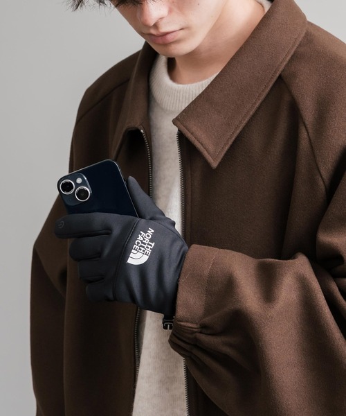 THE NORTH FACE（ザノースフェイス）の「THE NORTH FACE ザ・ノースフェイス ETIP RCYCLD GLV/スマホ タッチパネル対応 グローブ 五本指 手袋（手袋・メンズ・ブラック×ホワイト/ブラック/グレー・M/L）」の12枚目の写真